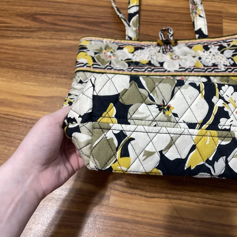 Vera Bradley Dogwood Quilted Large Tote Bag Purse‎ Yellow Black Foral Retired